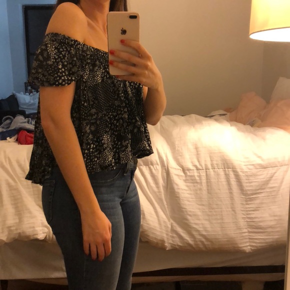 Vintage Havana off the shoulder top - Picture 7 of 8